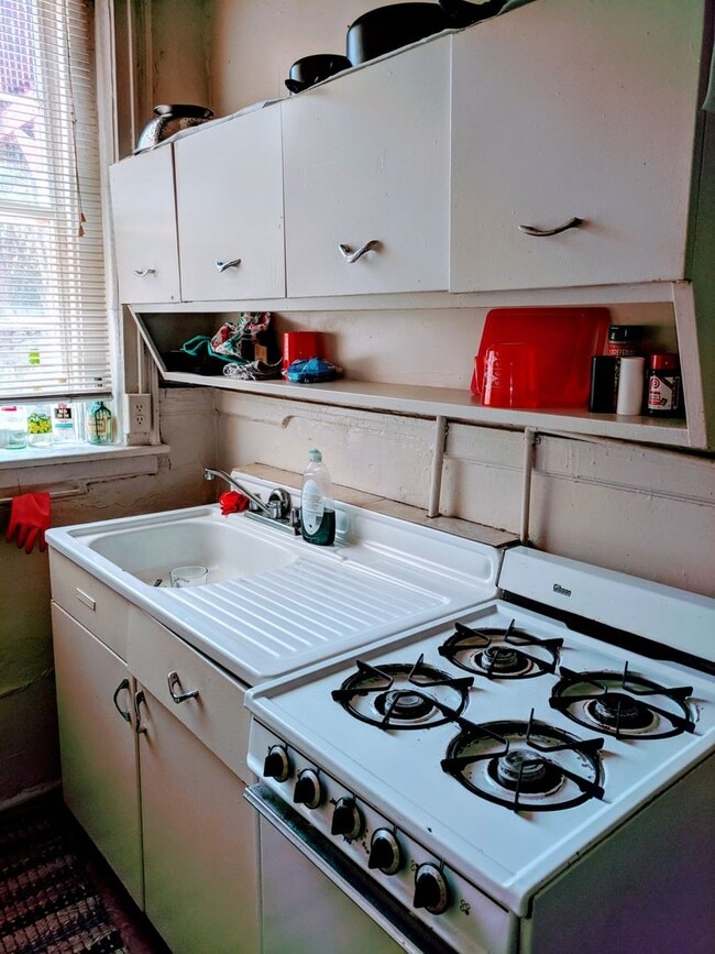 Photo - 1128 W. Grace St.*