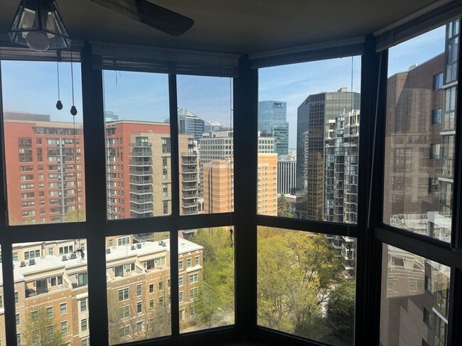 Photo - 1600 N Oak St Unit #1632