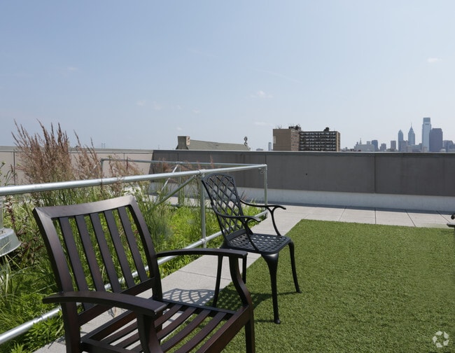 Photo - Skyline Apartments