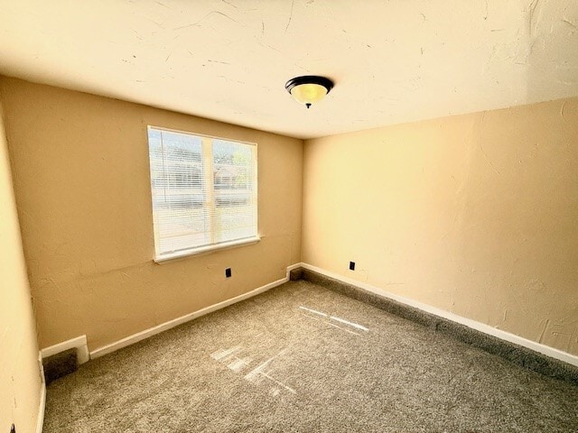 Photo - 2021 Westchester Dr