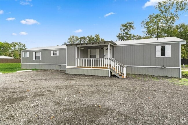 Building Photo - 21601 Dogwood Dr Rental