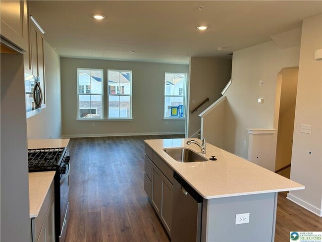 Photo - 7688 Clayton Ave