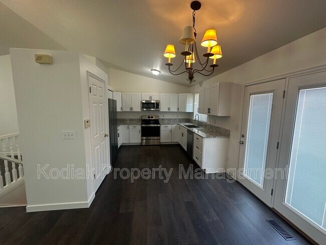 Photo - 1802 S 200 W