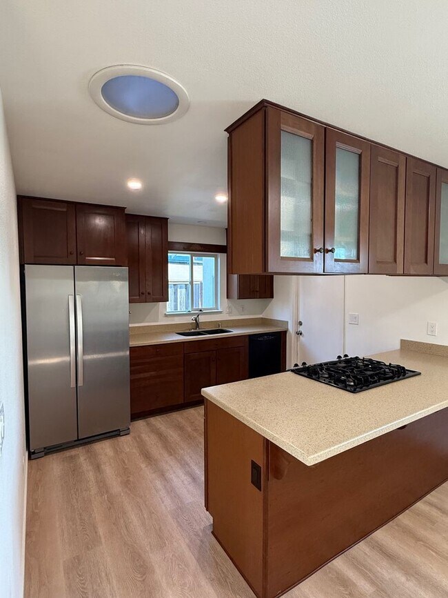 Photo - 3 Bedroom/2 Bathroom Single Story Home In Rohnert Park