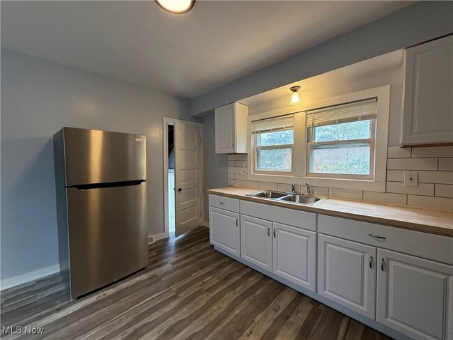 Photo - 1305 Curtis St