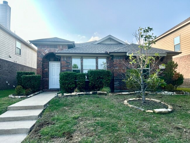 Building Photo - 1521 Applegate Way