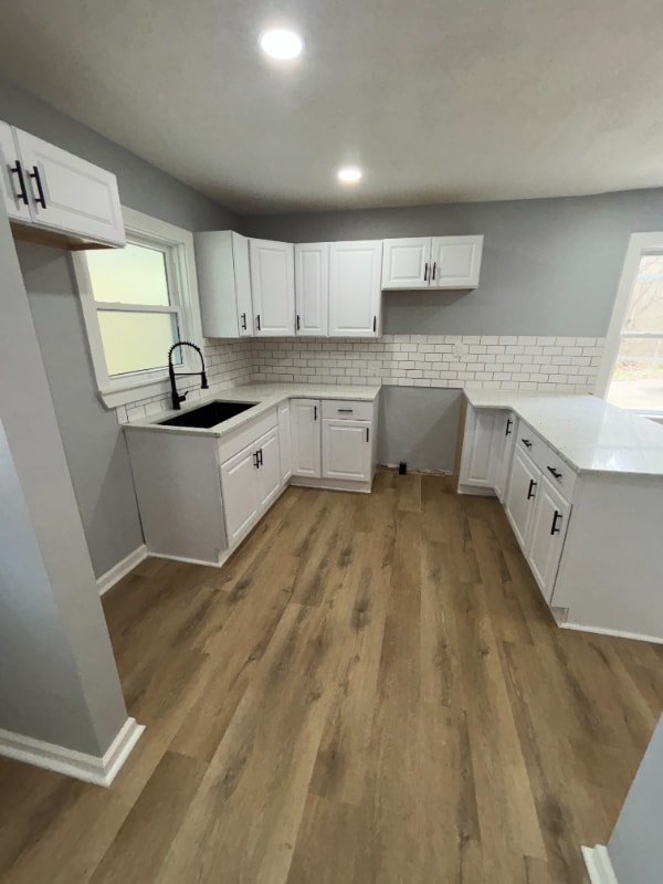 Photo - 619 Pinewood Ave