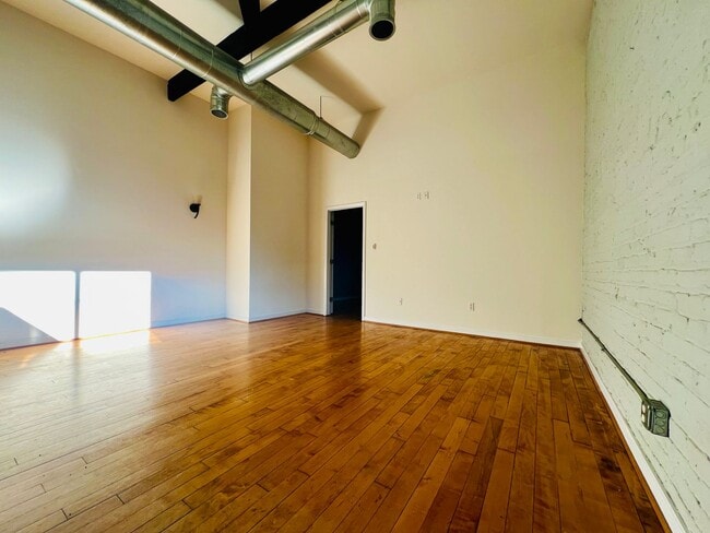 Photo - 308 N Laurel St Unidad Apt B