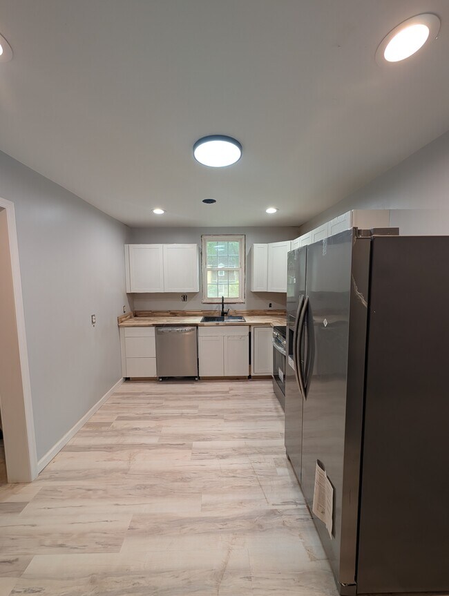 Photo - 139 Scarborough Pl