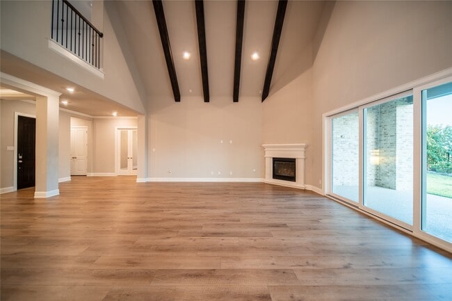 Building Photo - 6919 Shoreline Vw Dr