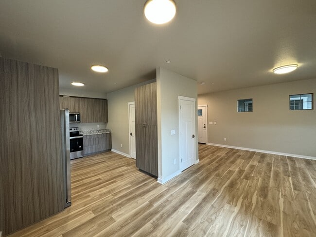 Photo - 441 Talent Ave