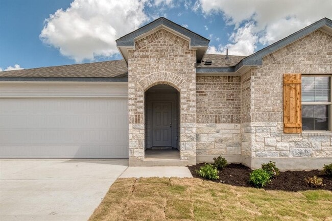 Photo - 167 McNamara Ct