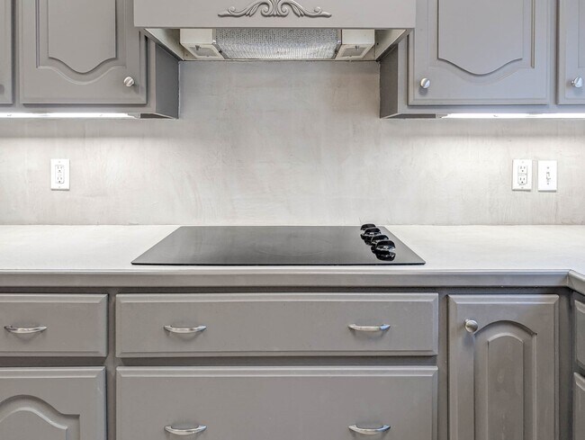 Photo - 10631 Del Monte Dr