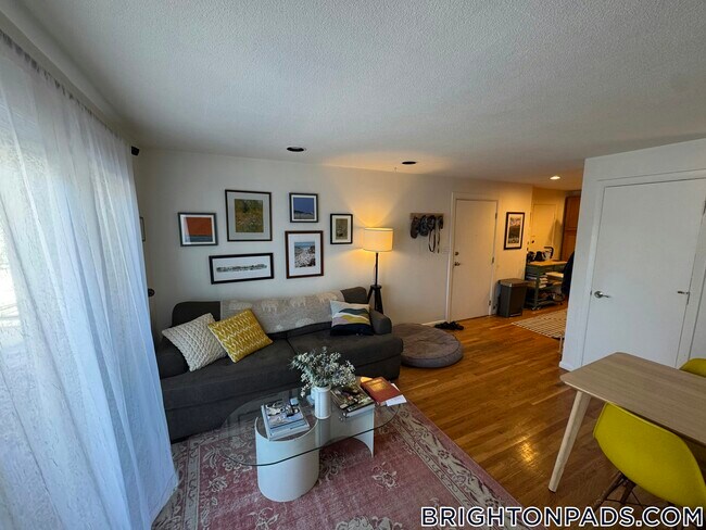 Photo - 15 Euston Rd Unit 16