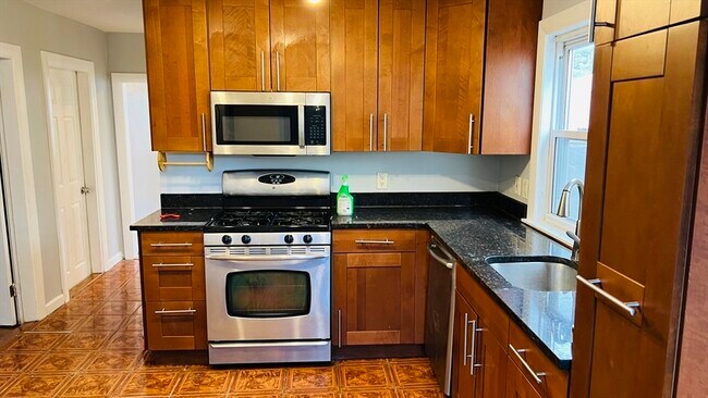 Photo - 33 Francis St Apartment Unit 1