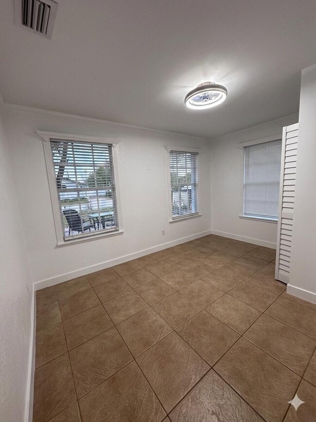 Photo - 125 Walker Ave