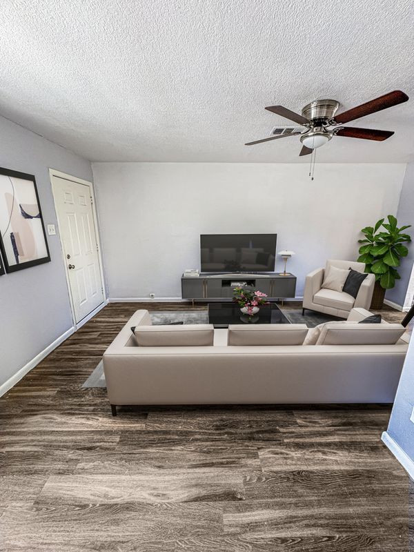 Photo - 9011 Parkette Dr