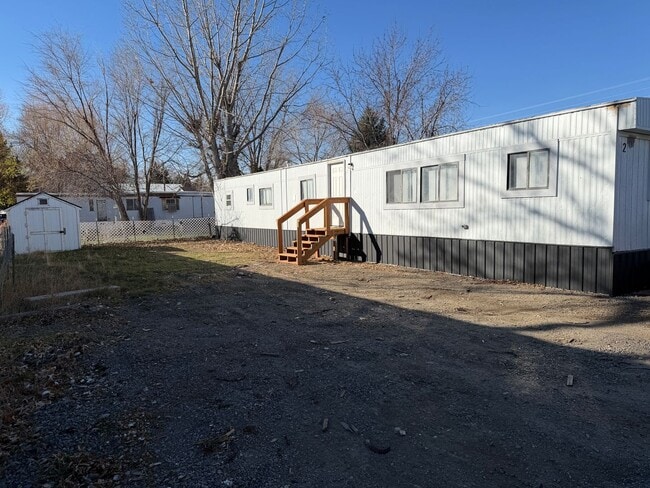 Building Photo - Danford Single-Family Lots Unit Trailer 2