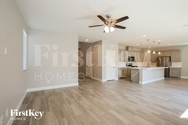 Photo - 4649 Scent St