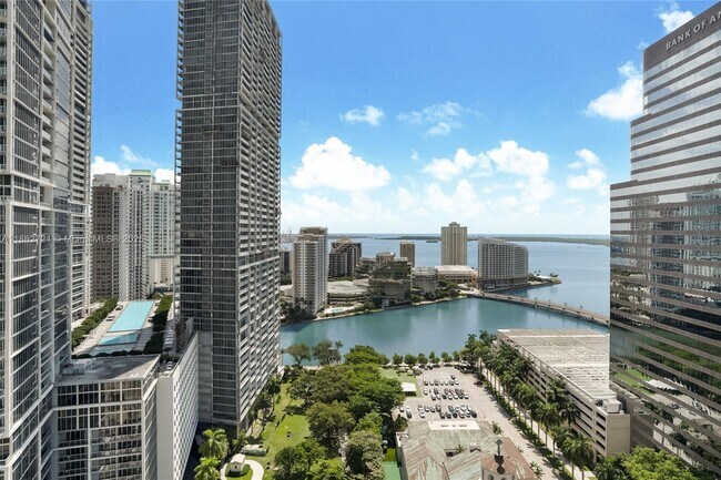 Building Photo - 500 Brickell Ave Rental