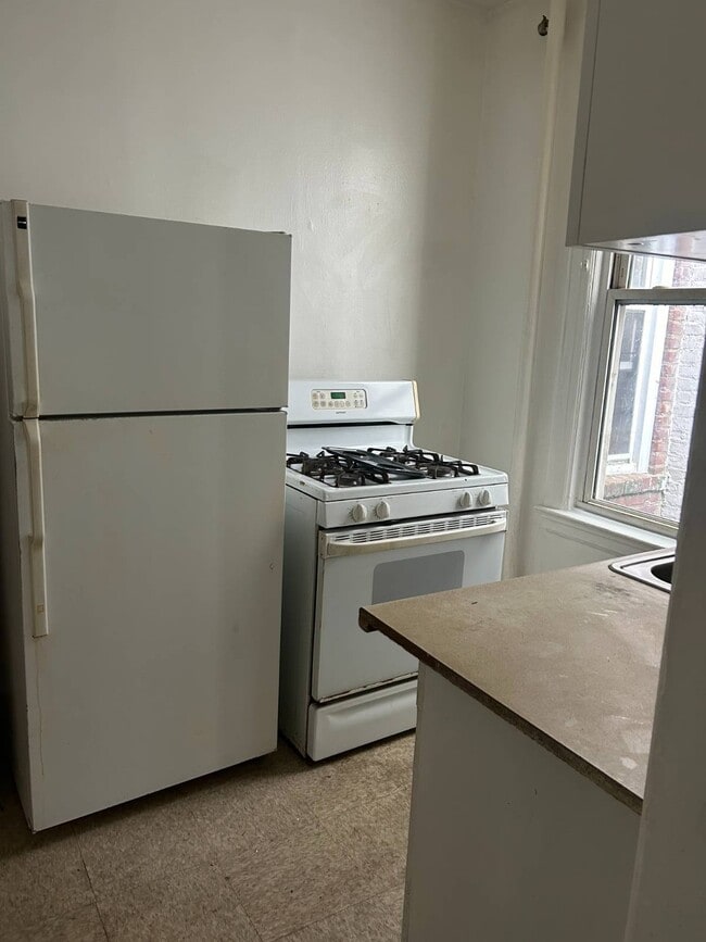 Photo - 4204 Avenue J