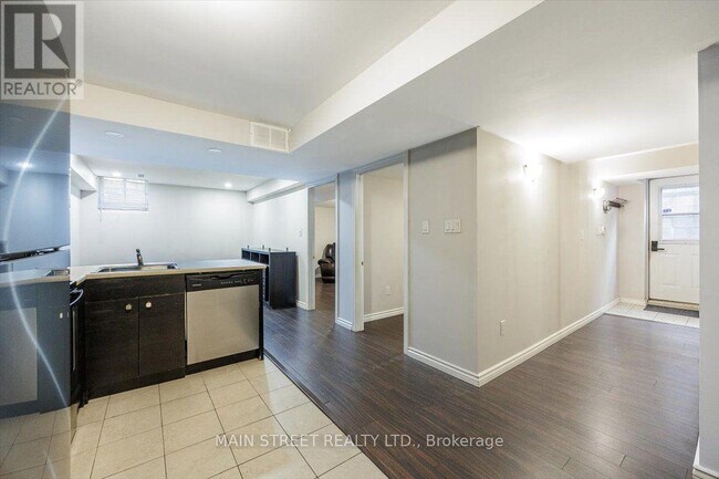 Photo - 10 Usherwood St