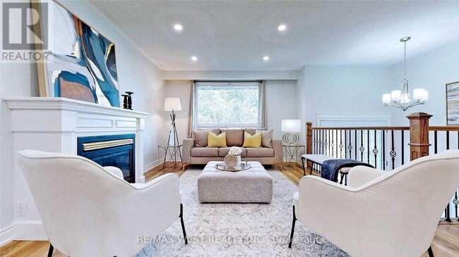 Photo - 360 Dixon Blvd