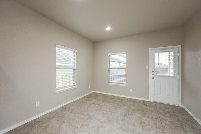Photo - 7410 Coral Bells Ct