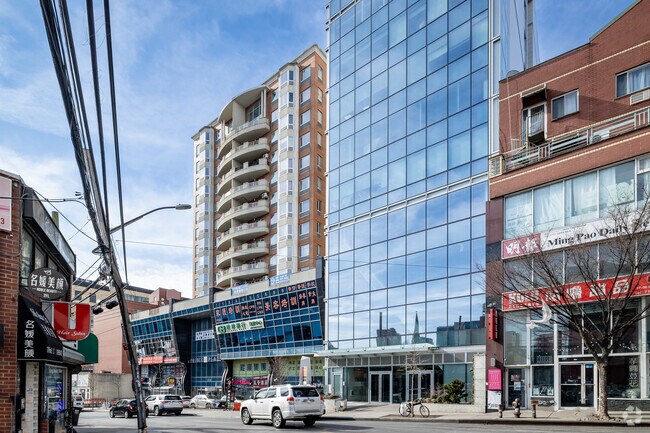 Photo - Prince Plaza