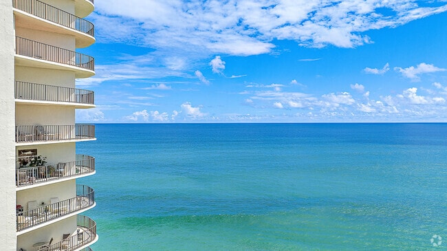 Building Photo - 5420 N Ocean Dr Unit 305 Rental