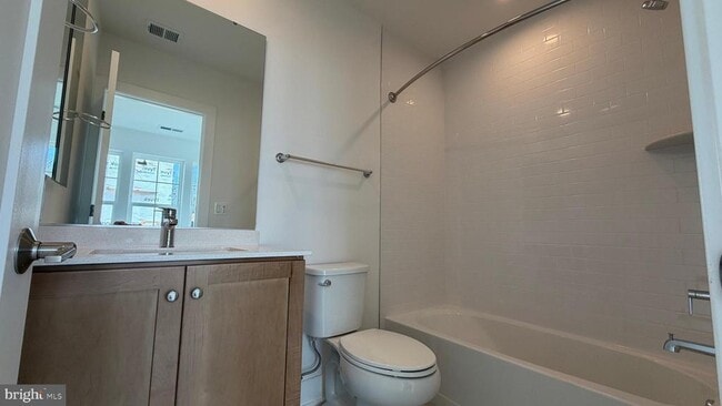 Photo - 2106 Henson Norris St