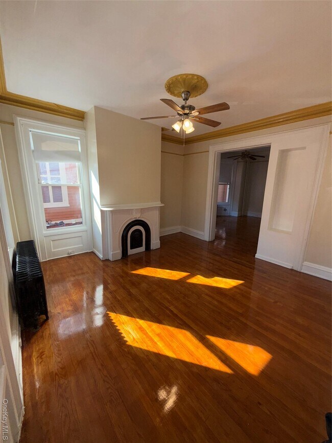 Photo - 27 Balding Ave Unit 1