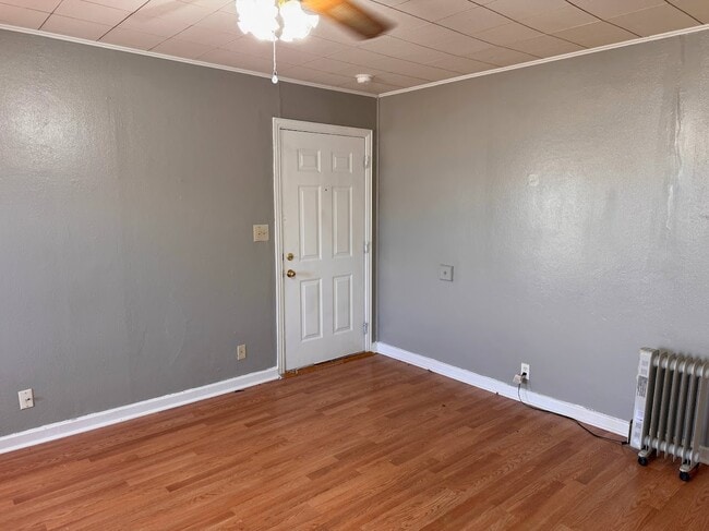 Photo - 3402 Grant St