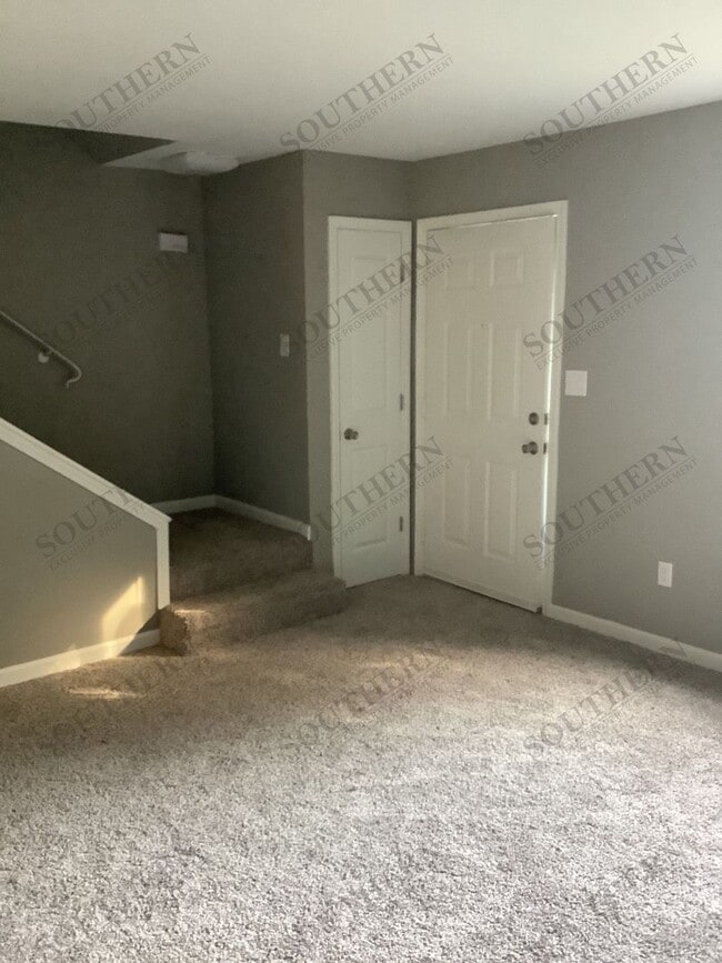 Photo - 142 Westwood Cir Unidad C