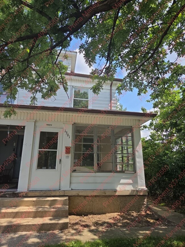Building Photo - 1359-1361 Jordan Ave Unit 1361
