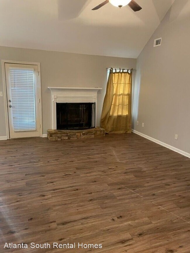 Photo - 4 br, 2 bath House - 475 Lone Oak Dr