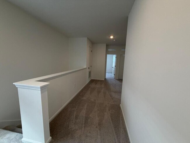 Photo - 5151 Loyalty Dr