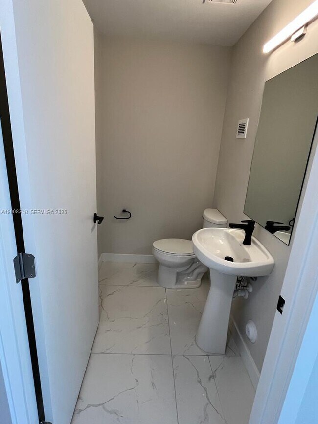 Photo - 25707 SW 144th Ave