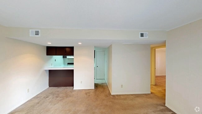 Interior Photo - Woodlake Rental
