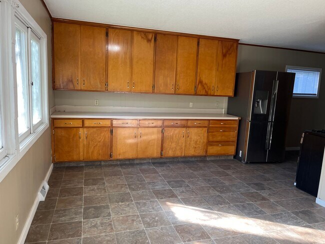 Photo - 4 bedroom, 2 bathroom home in the peaceful community of Mahtomedi access to White Bear Lake