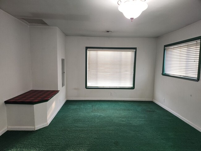 Photo - 3-bedroom 1 bath Single Level House