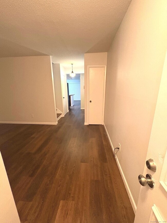 Photo - 9 Patricia Rd Unit E