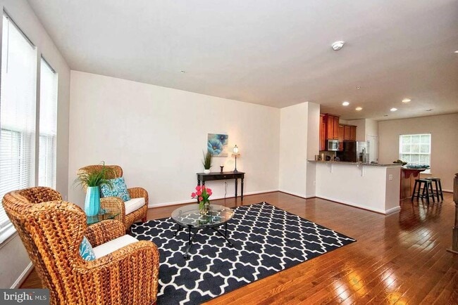 Photo - 2965 Galloway Pl