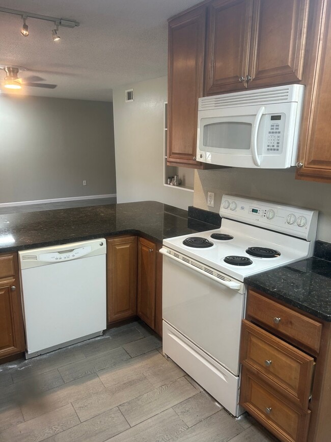Photo - 401 Marshall Ct Unit 1