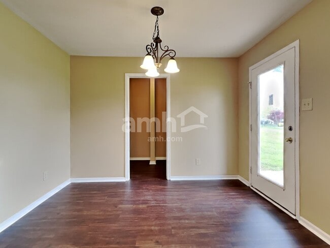 Photo - 2361 Blackthorn Dr