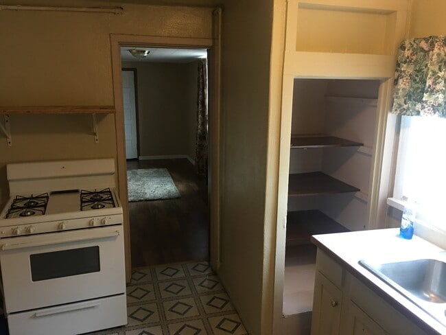 Photo - 3137 W Pikes Peak Ave Unit #3