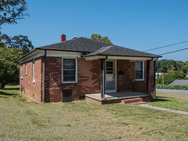 Photo - "Charming 3-Bedroom Lincolnton Home