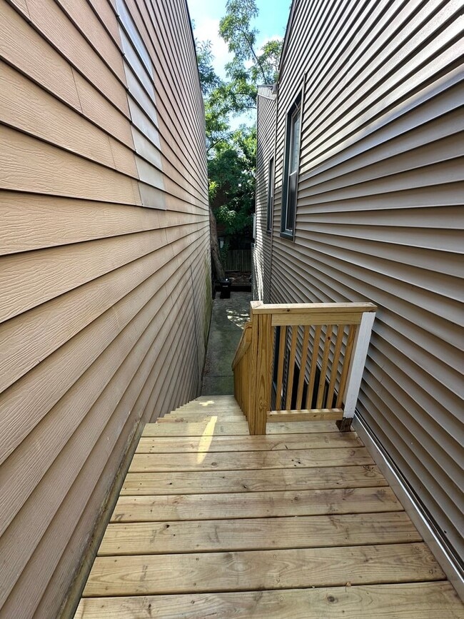Photo - 1109 Belvedere St Unit 2