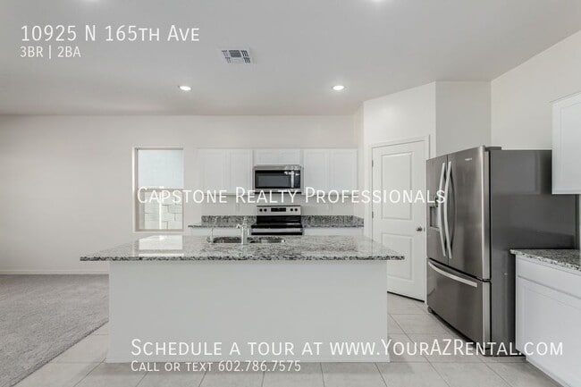 Building Photo - 10925 N 165th Ave Rental