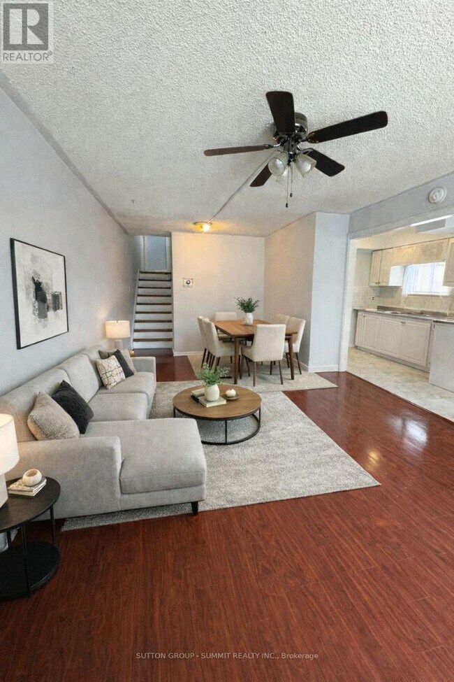 Photo - 7465 Discus Crescent